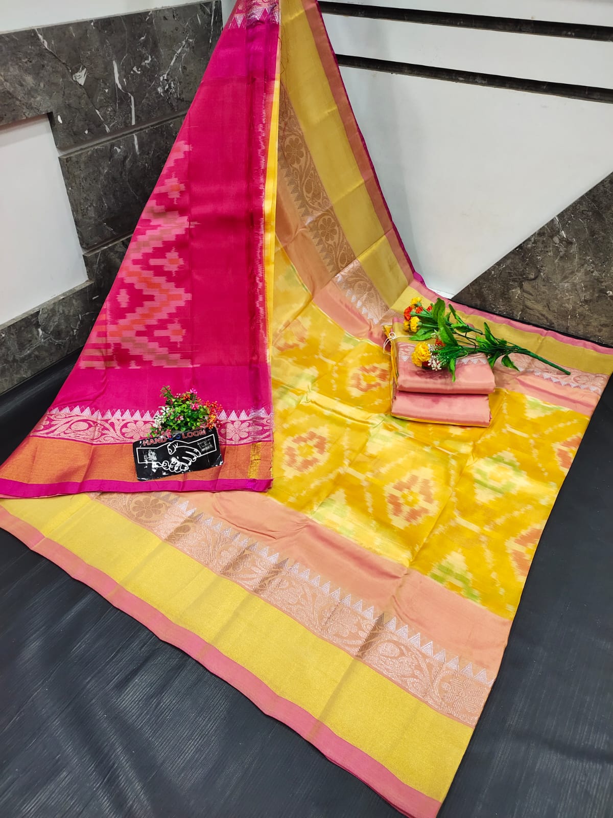 Yellow Uppada soft silk with kanchi border