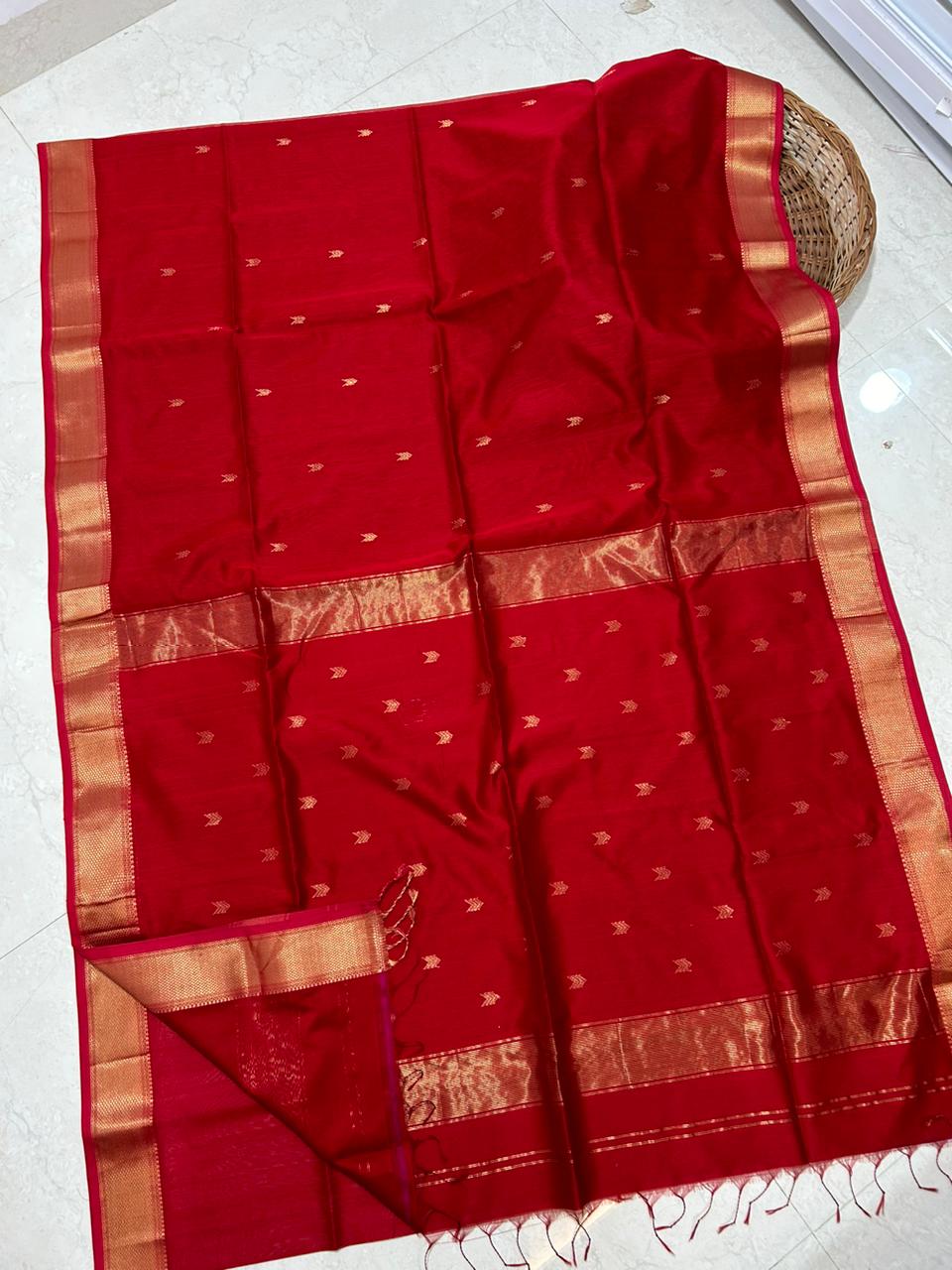 Red handloom Maheshwari sarees