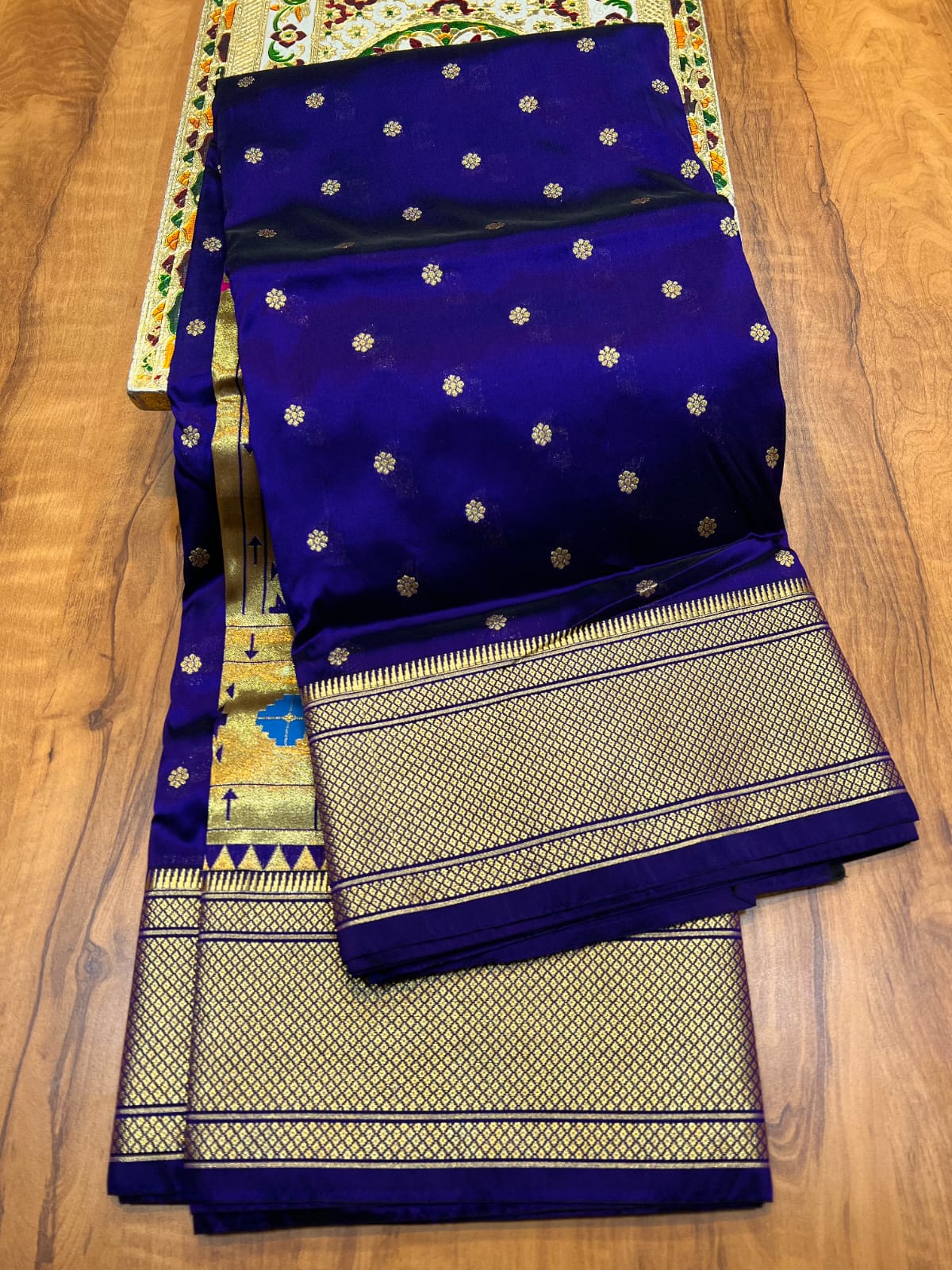 Kalanjali paithani sarees