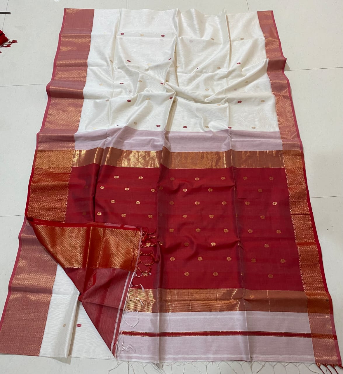 White Maheshwari sarees