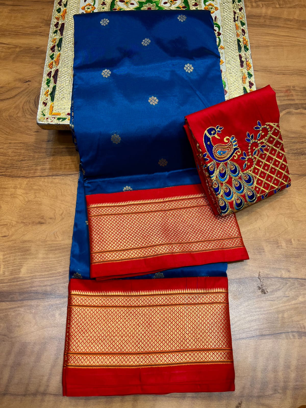 Divya Kadiyal Paithani sarees
