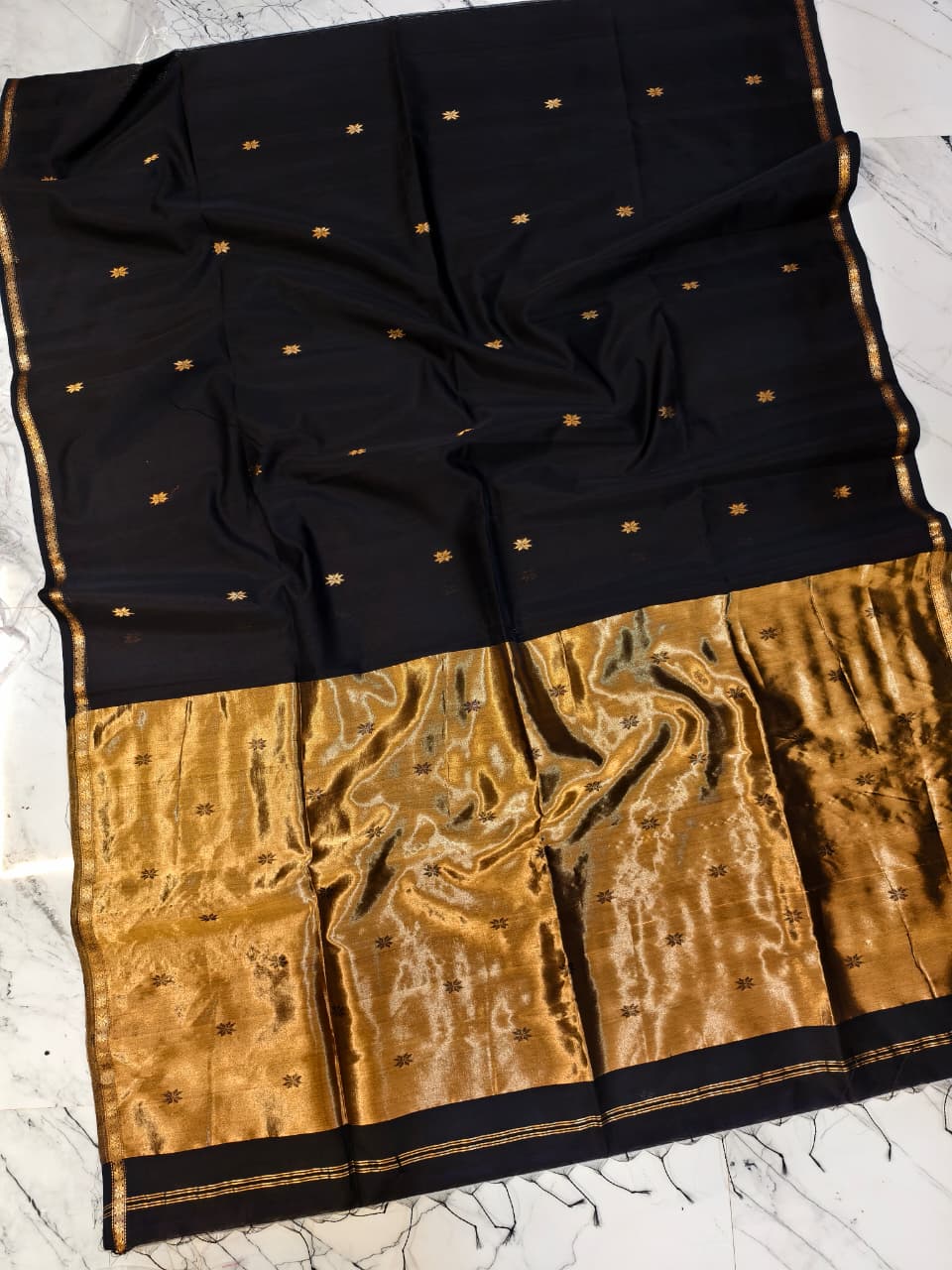 Black Maheshwari silk sarees with thin border