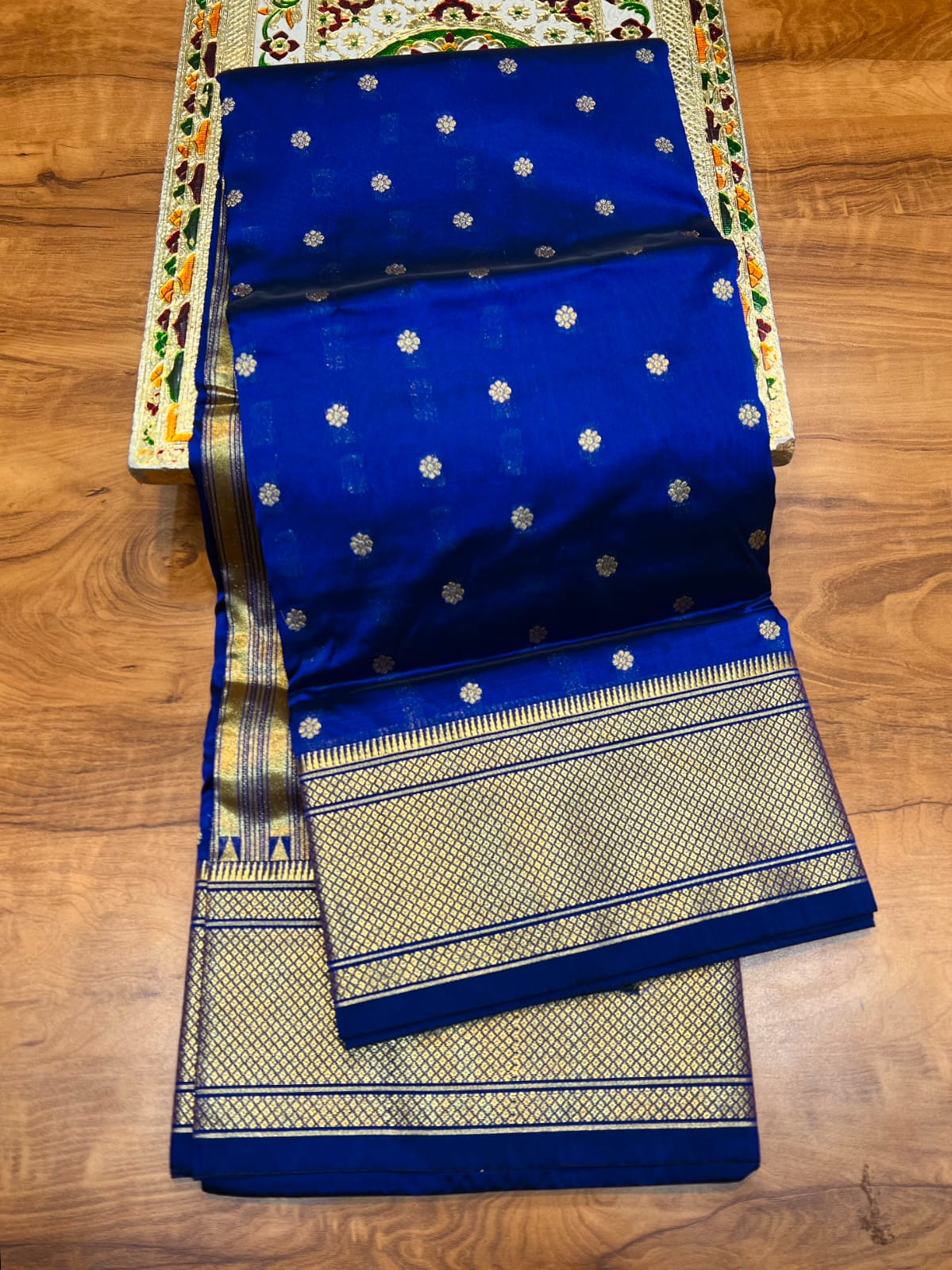 Kalanjali paithani sarees