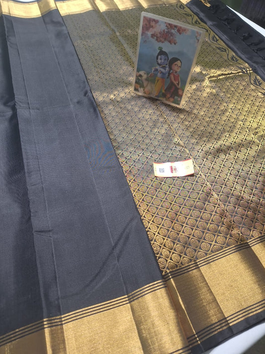 Black Pure kanchipuram plain silk sarees