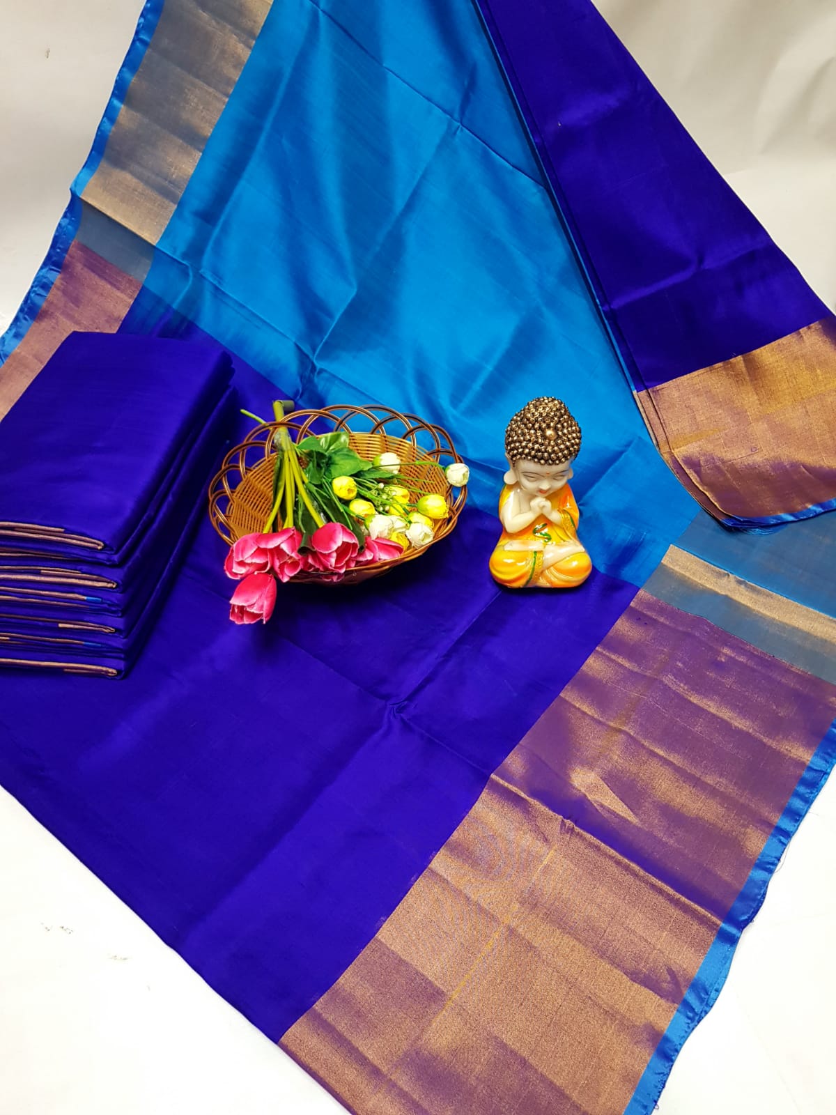 Uppada pattu sarees with big border
