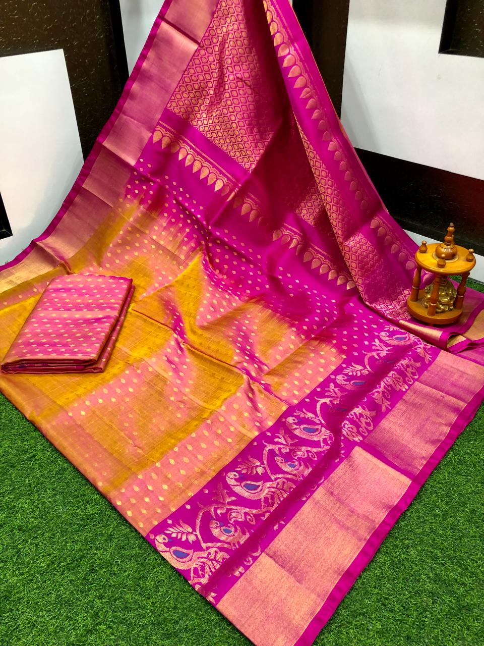 Uppada silk Anchulatha border sarees