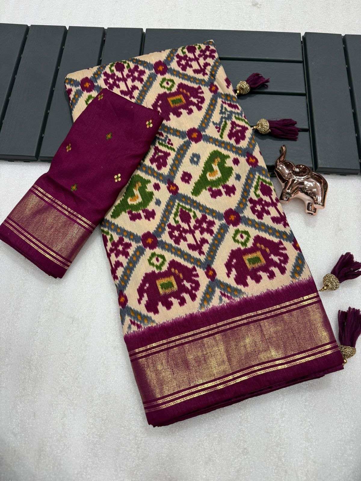 Burgundy munga crepe patola silk sarees