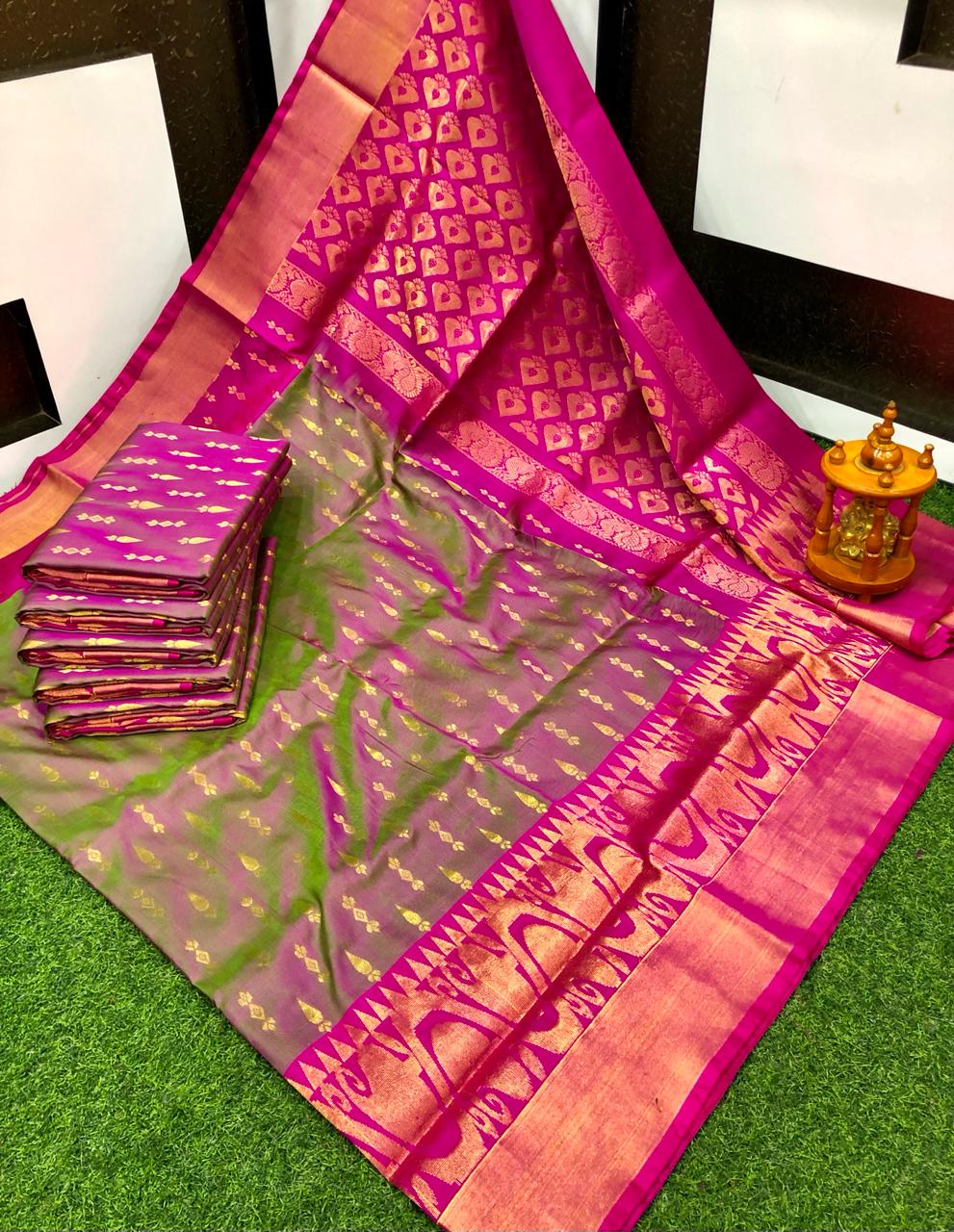 Uppada silk Anchulatha border sarees