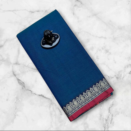 Blue Narayanpet Cotton sarees with thin border
