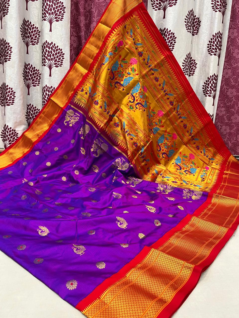 Pure Kadiyal Border Paithani silk sarees