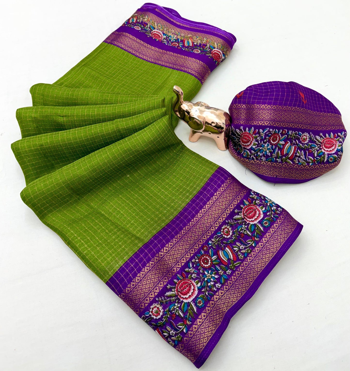 Dola silk sarees with double zari border