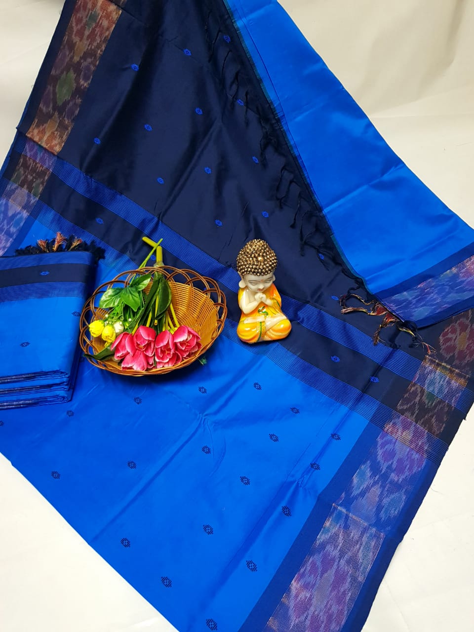 Tripura silk Nakshatra butta sarees with pochampally border
