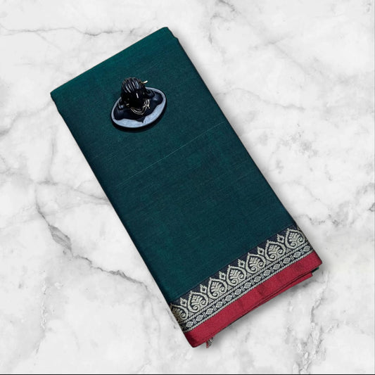Dark green Narayanpet Cotton sarees with thin border