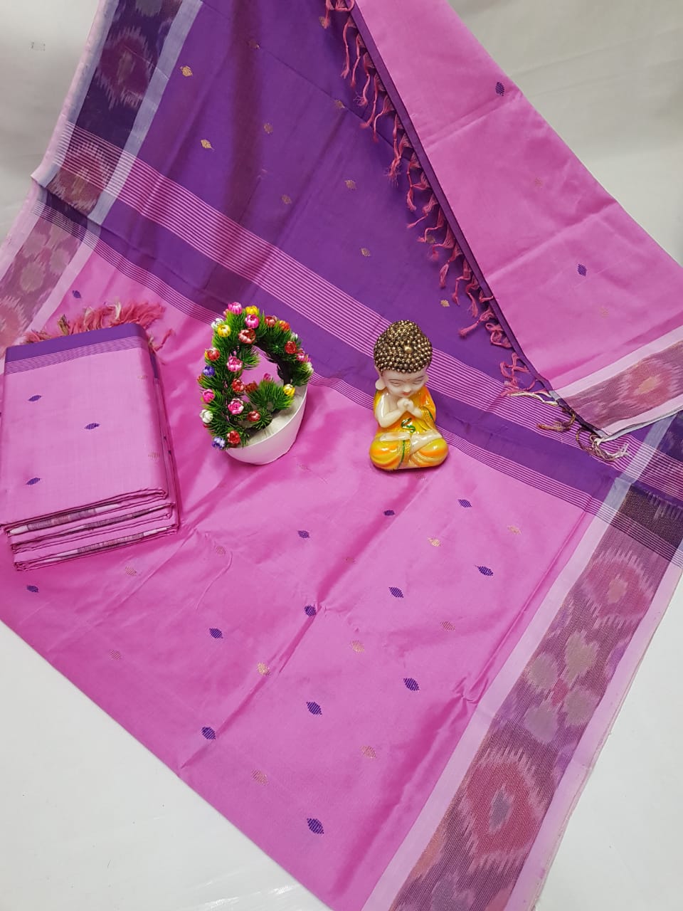 Tripura silk Nakshatra butta sarees