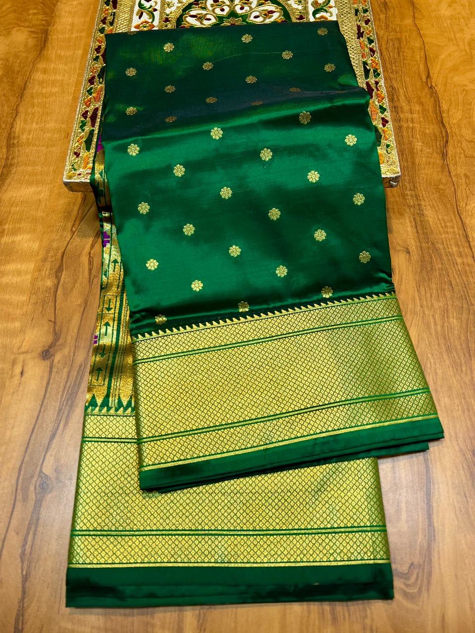 Kalanjali paithani sarees